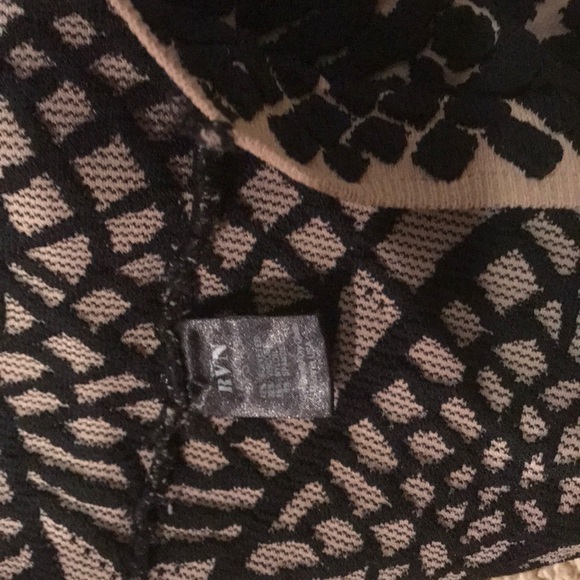 RVN dress with bateau neck and abstract print - Picture 5 of 5